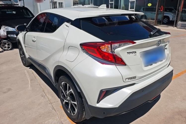 Used Toyota C-HR 2020 2.0L Leading Edition Rear Left 45 Deg
