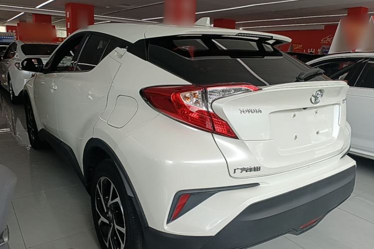 Used Toyota C-HR 2020 2.0L Leading Edition Rear Left 45 Deg