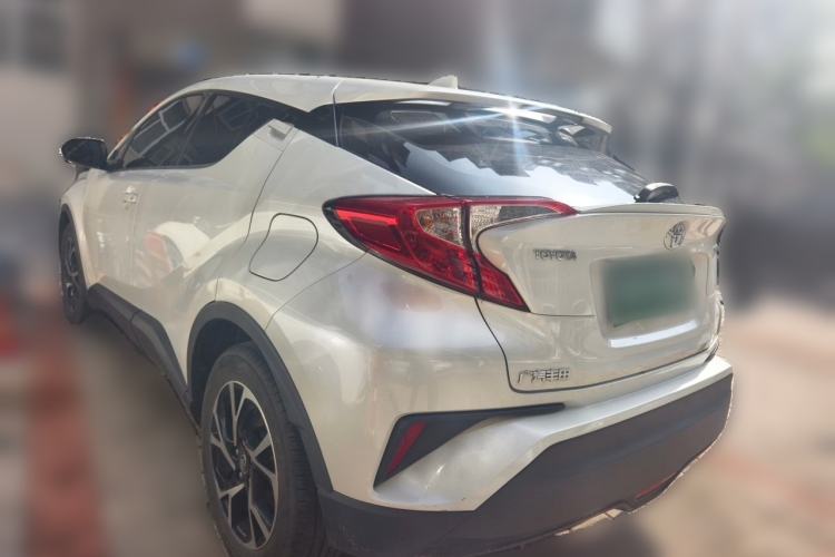 Used Toyota C-HR 2020 2.0L Leading Edition Rear Left 45 Deg