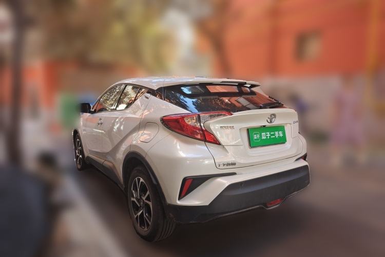 Used Toyota C-HR 2020 2.0L Leading Edition Rear Left 45 Deg