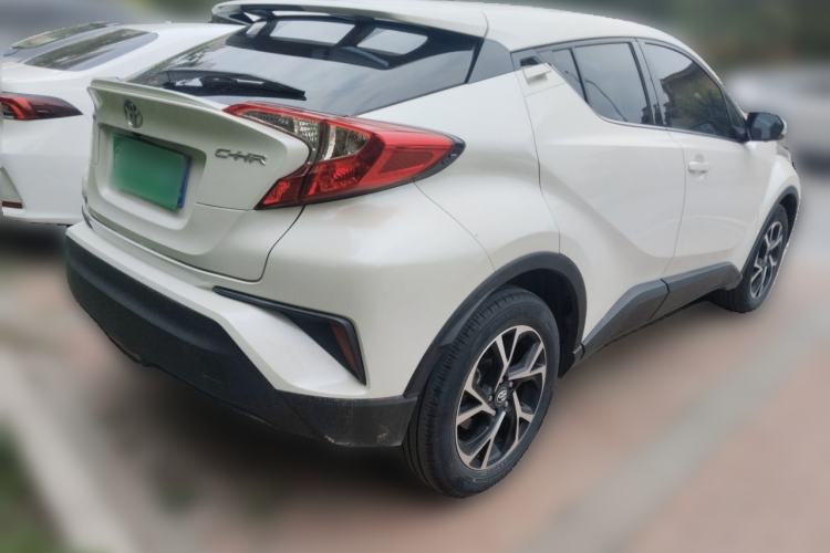 Used Toyota C-HR 2020 2.0L Leading Edition Rear Right 45 Deg