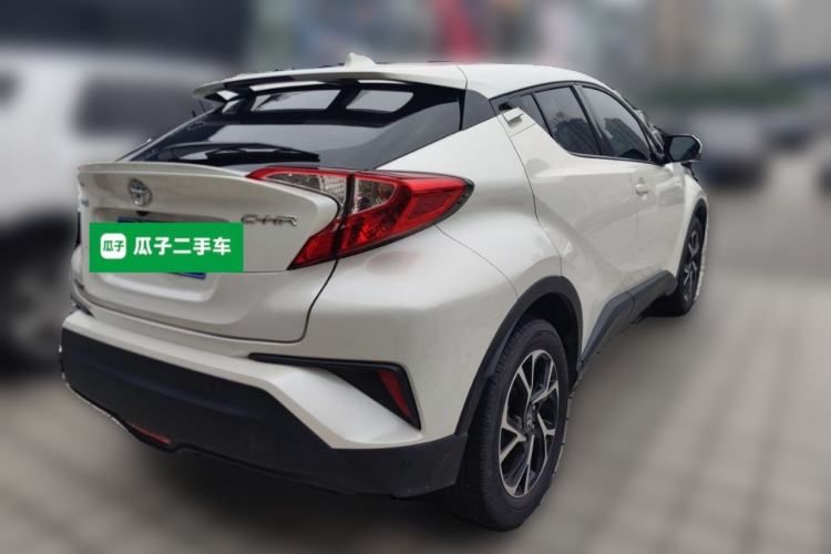 Used Toyota C-HR 2020 2.0L Leading Edition Rear Right 45 Deg