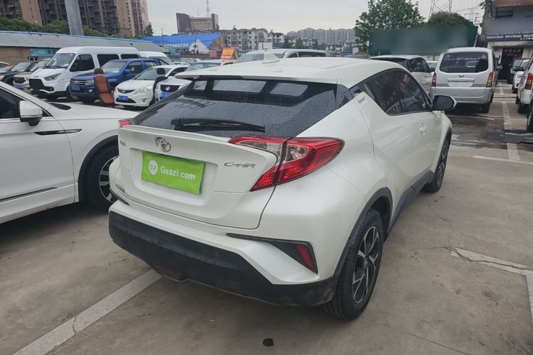Used Toyota C-HR 2020 2.0L Leading Edition Rear Right 45 Deg