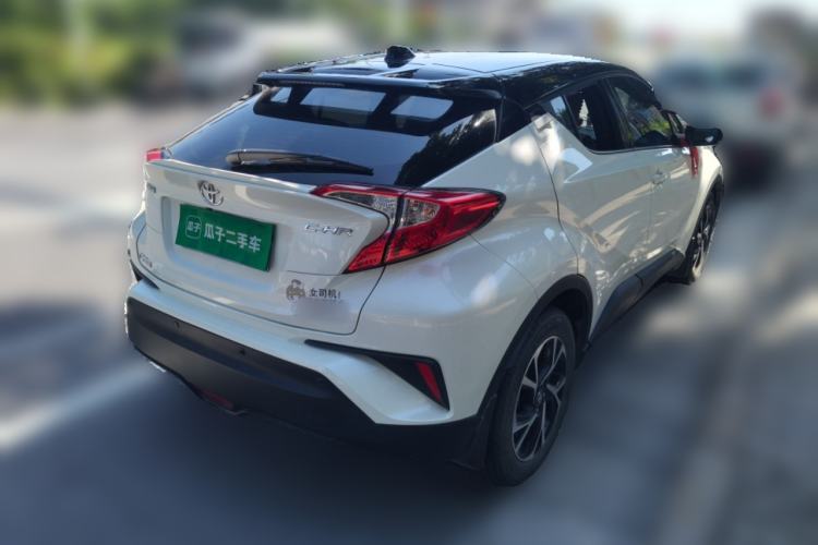 Used Toyota C-HR 2020 2.0L Leading Edition Rear Right 45 Deg