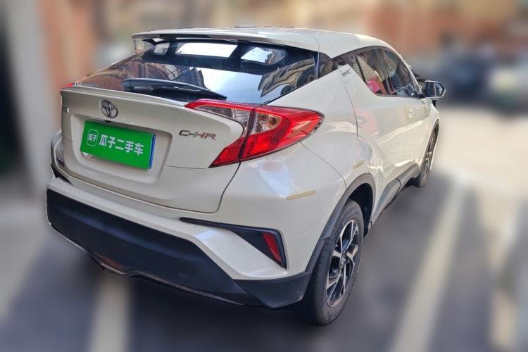 Used Toyota C-HR 2020 2.0L Leading Edition Rear Right 45 Deg