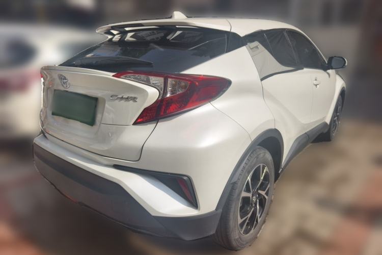 Used Toyota C-HR 2020 2.0L Leading Edition Rear Right 45 Deg