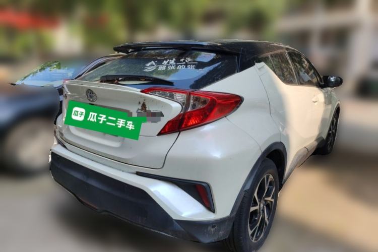 Used Toyota C-HR 2020 2.0L Leading Edition Rear Right 45 Deg