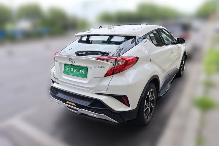 Used Toyota C-HR 2020 2.0L Leading Edition Rear Right 45 Deg