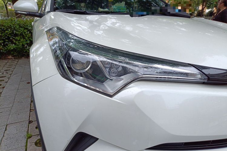 Used Toyota C-HR 2020 2.0L Leading Edition Right Front Headlight