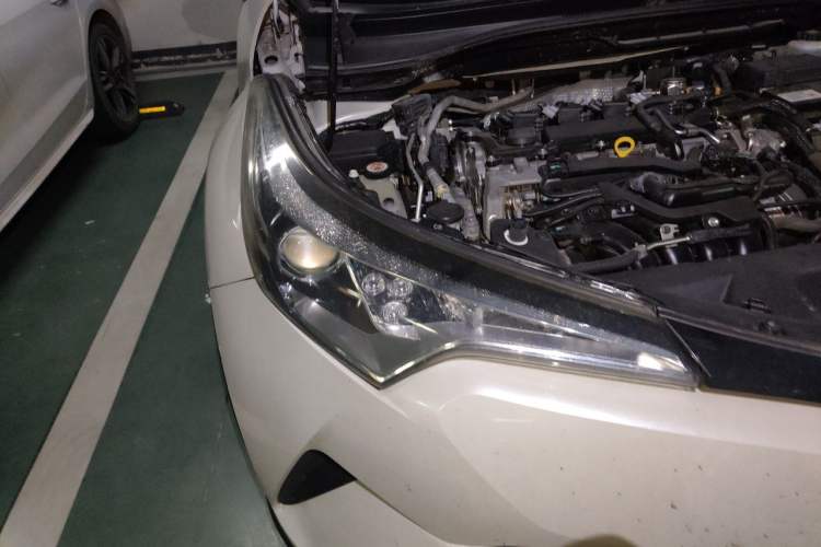 Used Toyota C-HR 2020 2.0L Leading Edition Right Front Headlight