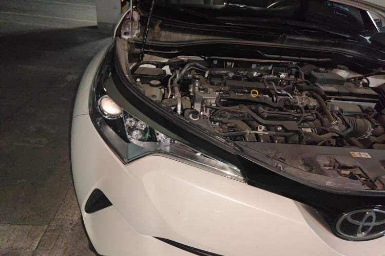Used Toyota C-HR 2020 2.0L Leading Edition Right Front Headlight