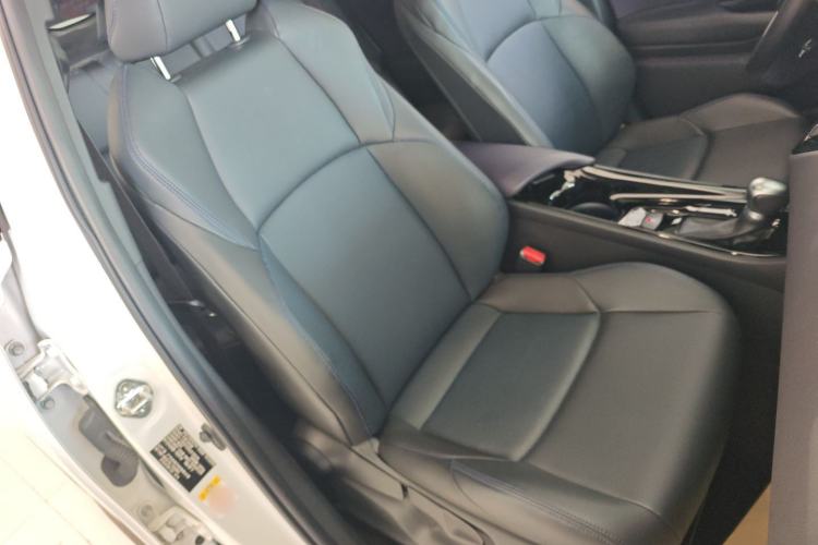 Used Toyota C-HR 2020 2.0L Leading Edition Right Front Seat
