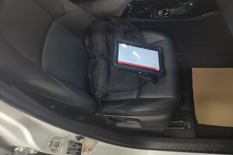 Used Toyota C-HR 2020 2.0L Leading Edition Right Front Seat
