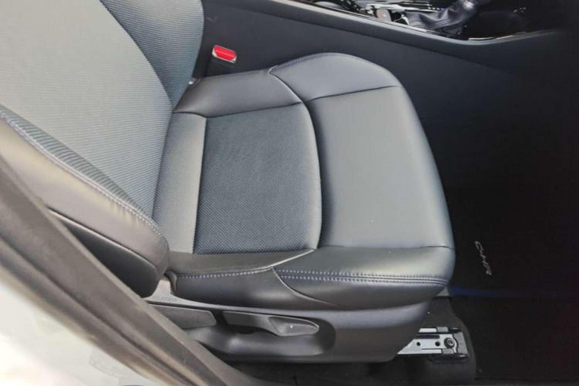 Used Toyota C-HR 2020 2.0L Leading Edition Right Front Seat