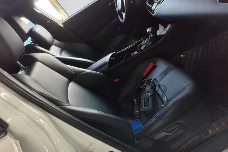 Used Toyota C-HR 2020 2.0L Leading Edition Right Front Seat