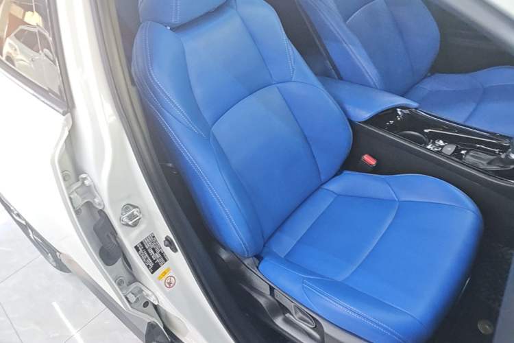 Used Toyota C-HR 2020 2.0L Leading Edition Right Front Seat