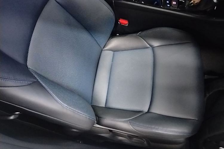 Used Toyota C-HR 2020 2.0L Leading Edition Right Front Seat