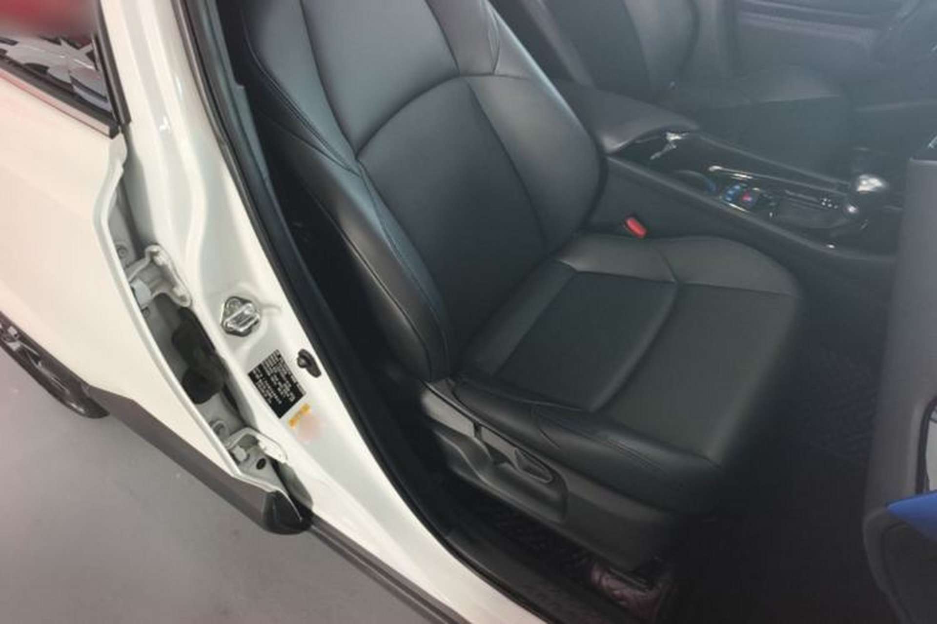 Used Toyota C-HR 2020 2.0L Leading Edition Right Front Seat