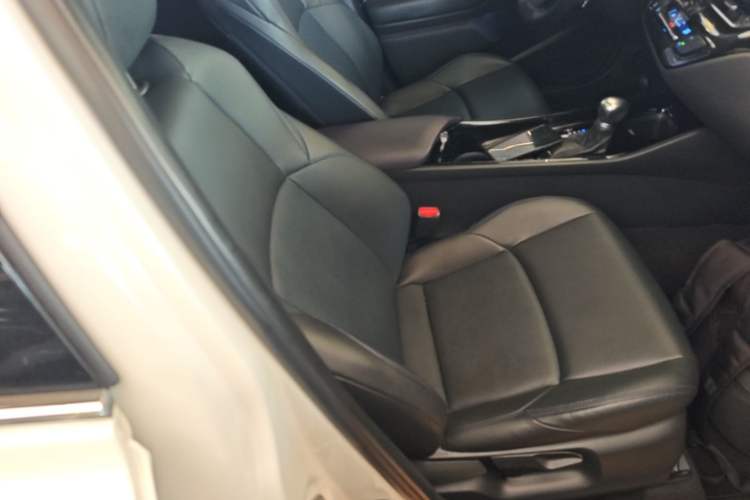Used Toyota C-HR 2020 2.0L Leading Edition Right Front Seat