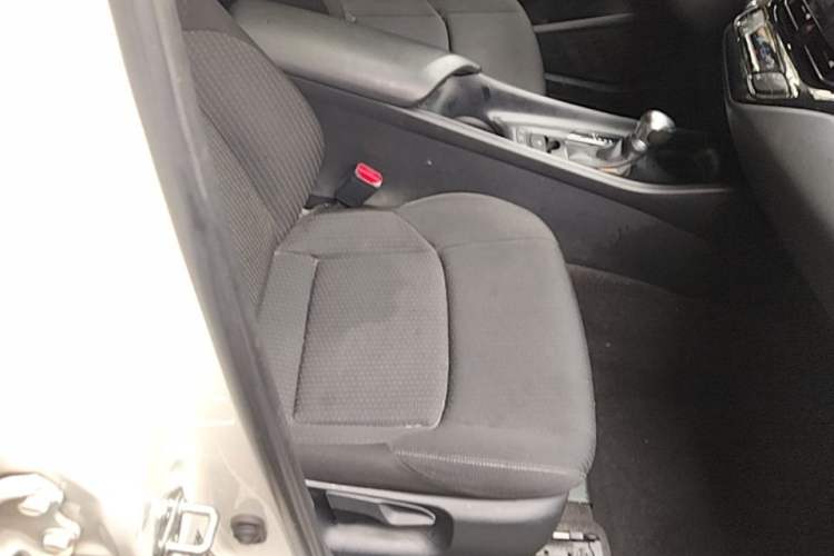 Used Toyota C-HR 2020 2.0L Comfort Edition Right Front Seat