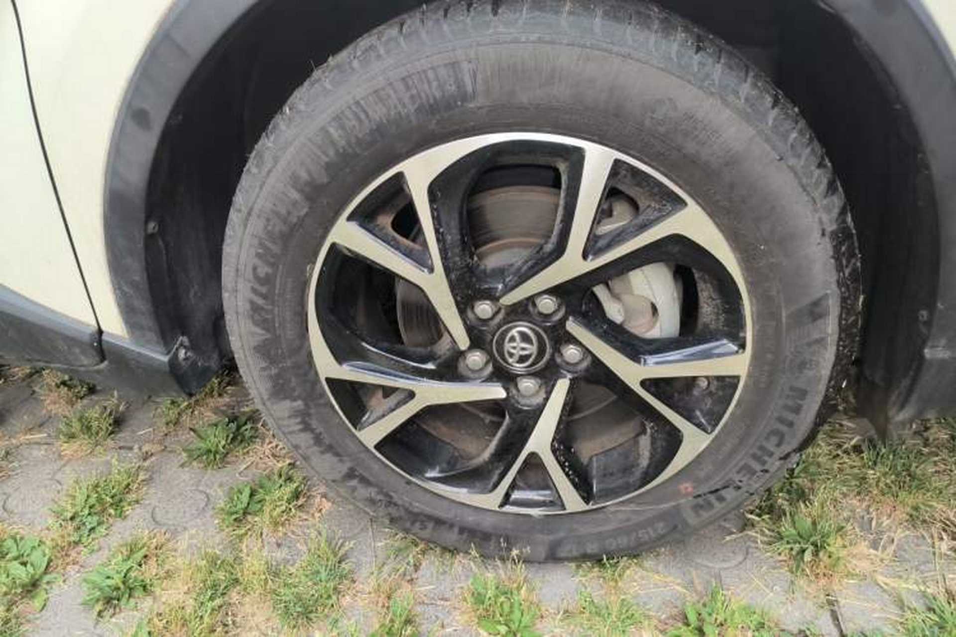 Used Toyota C-HR 2020 2.0L Leading Edition Right Front Wheel Hub