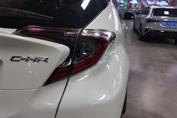 Used Toyota C-HR 2020 2.0L Luxury Edition Right Rear Taillight