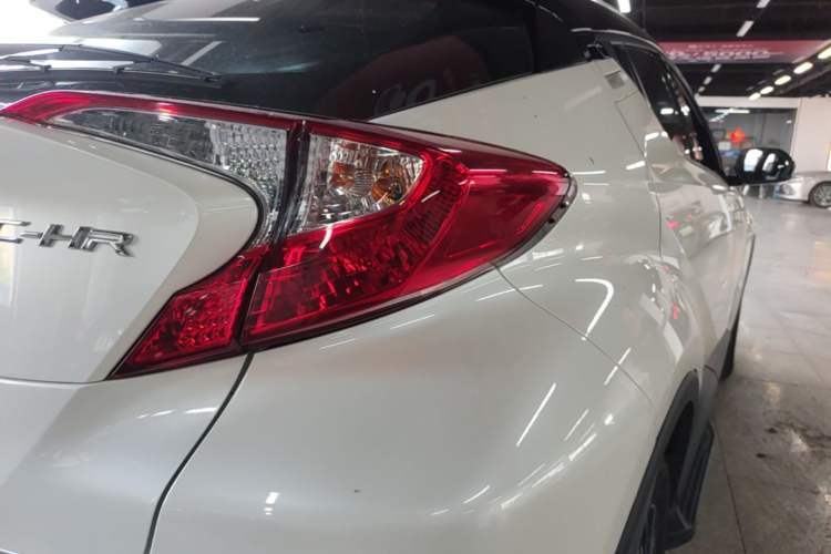 Used Toyota C-HR 2020 2.0L Leading Edition Right Rear Taillight
