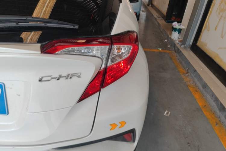 Used Toyota C-HR 2020 2.0L Leading Edition Right Rear Taillight