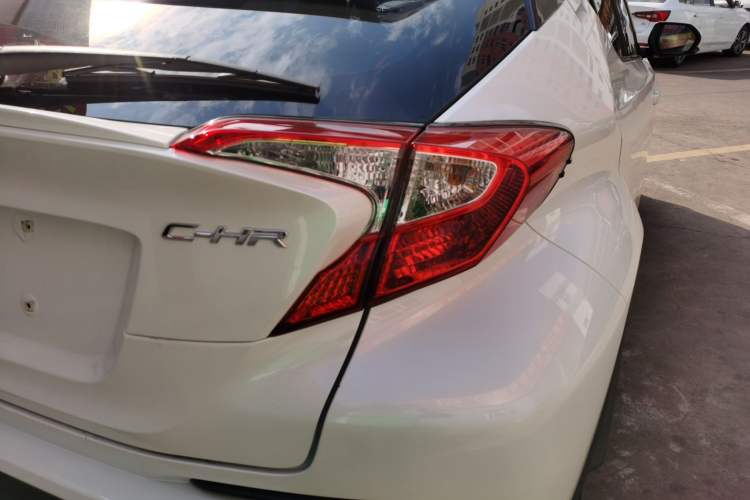 Used Toyota C-HR 2020 2.0L Leading Edition Right Rear Taillight