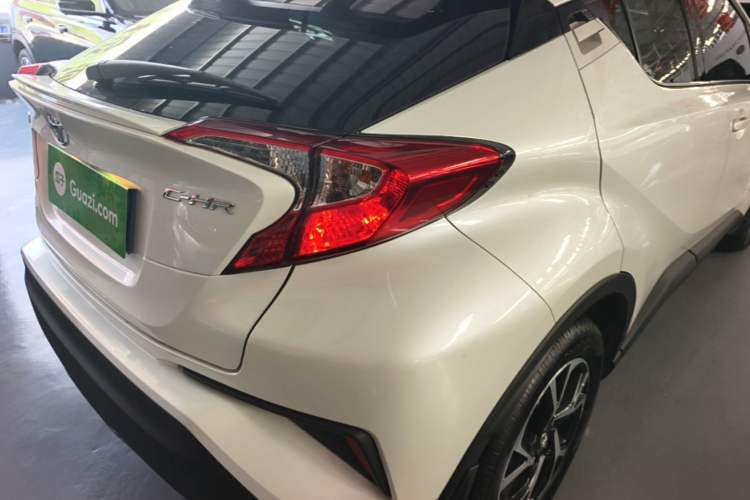 Used Toyota C-HR 2020 2.0L Leading Edition Right Rear Taillight