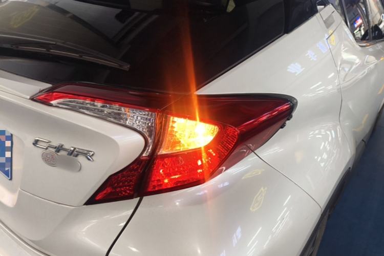Used Toyota C-HR 2020 2.0L Leading Edition Right Rear Taillight