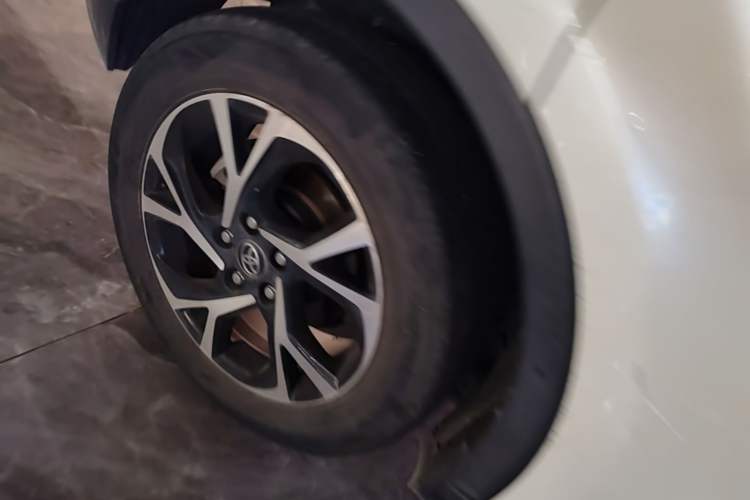Used Toyota C-HR 2020 2.0L Leading Edition Right Rear Wheel Hub