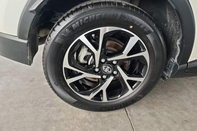 Used Toyota C-HR 2020 2.0L Comfort Edition Right Rear Wheel Hub
