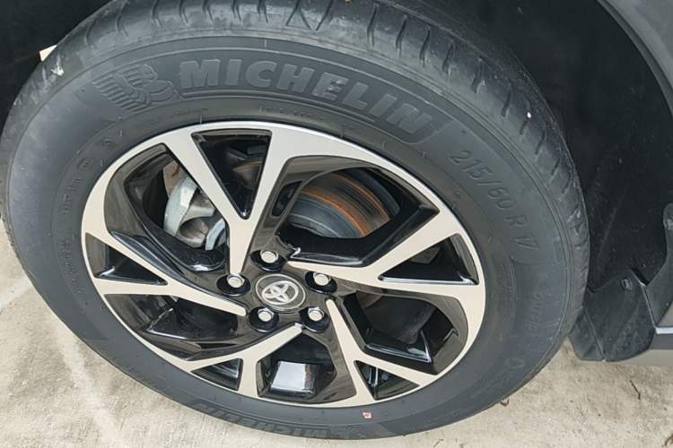 Used Toyota C-HR 2020 2.0L Leading Edition Right Rear Wheel Hub