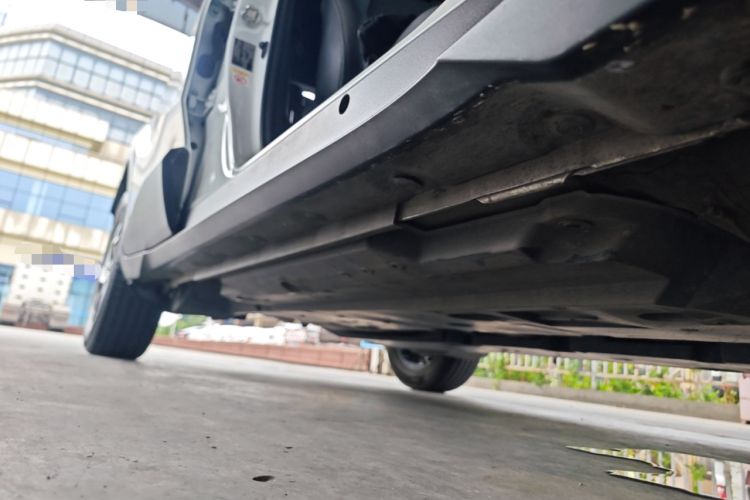 Used Toyota C-HR 2020 2.0L Comfort Edition Right Side Sill