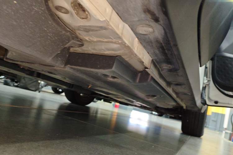 Used Toyota C-HR 2020 2.0L Leading Edition Right Side Sill