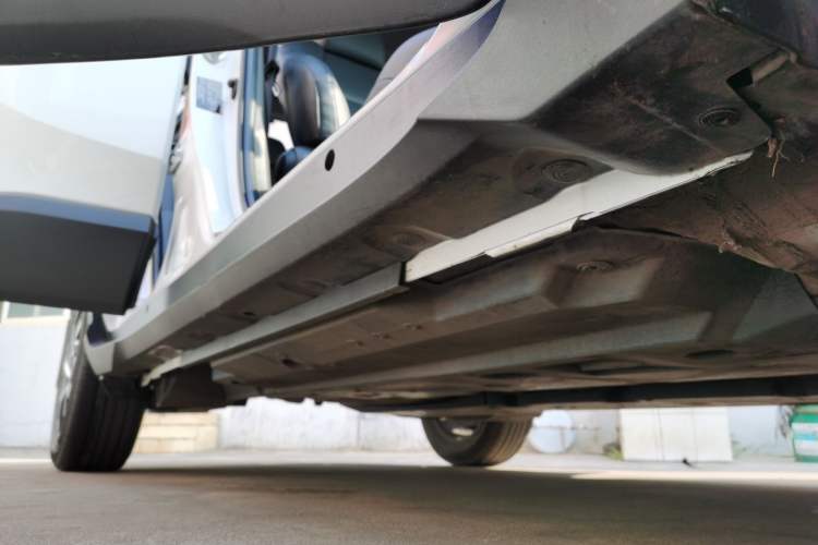 Used Toyota C-HR 2020 2.0L Leading Edition Right Side Sill