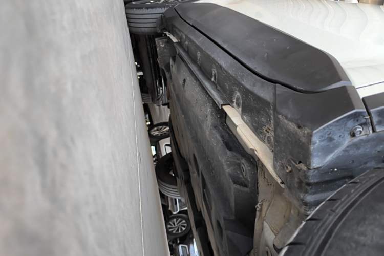 Used Toyota C-HR 2020 2.0L Leading Edition Right Side Sill