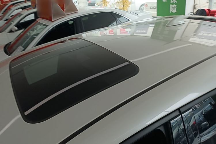 Used Toyota C-HR 2020 2.0L Leading Edition Roof