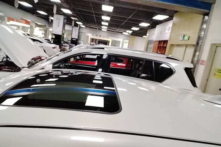 Used Toyota C-HR 2020 2.0L Leading Edition Roof