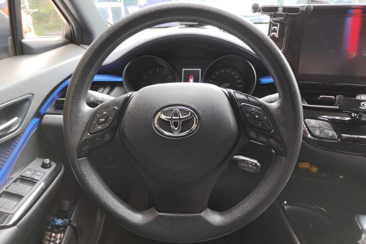 Used Toyota C-HR 2020 2.0L Leading Edition Steering Wheel