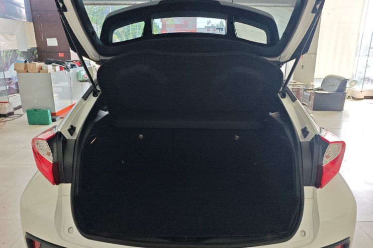 Used Toyota C-HR 2020 2.0L Leading Edition Trunk