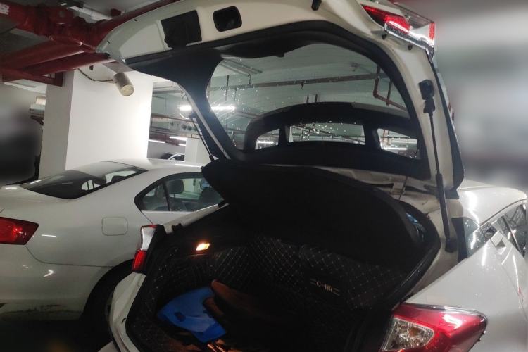 Used Toyota C-HR 2020 2.0L Leading Edition Trunk