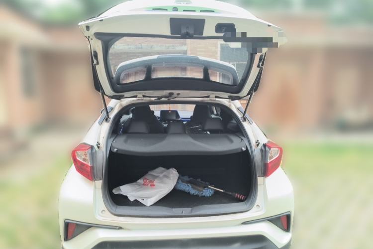 Used Toyota C-HR 2020 2.0L Leading Edition Trunk
