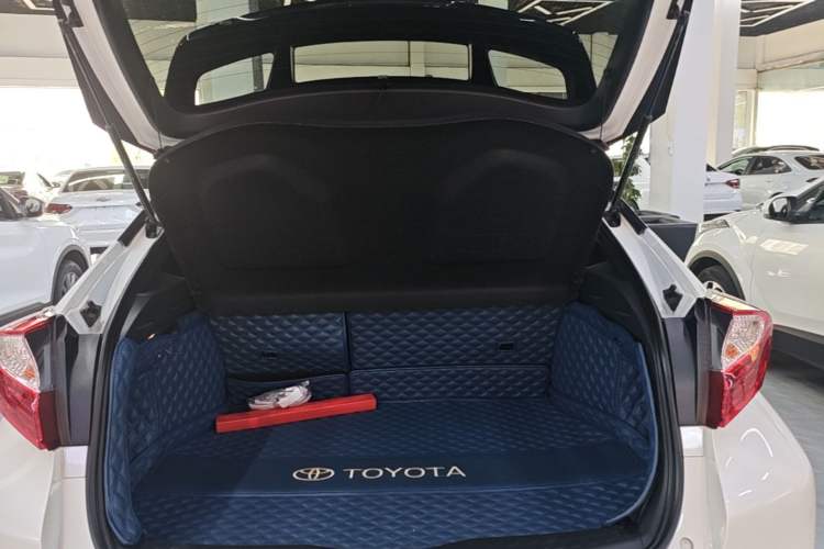 Used Toyota C-HR 2020 2.0L Leading Edition Trunk