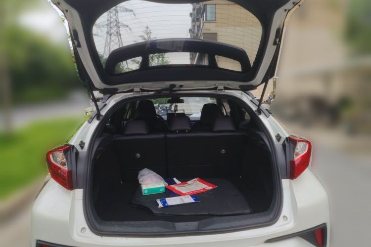 Used Toyota C-HR 2020 2.0L Leading Edition Trunk