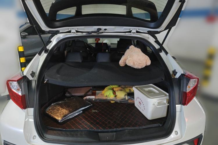 Used Toyota C-HR 2020 2.0L Leading Edition Trunk