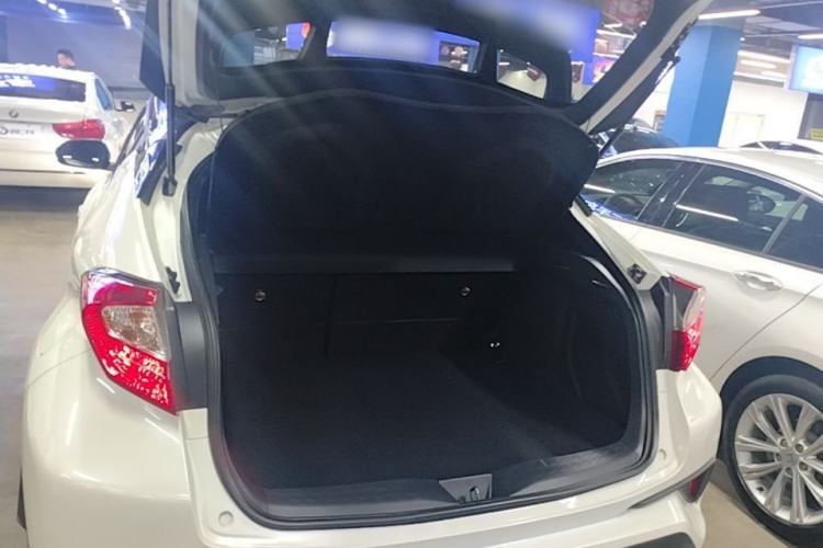 Used Toyota C-HR 2020 2.0L Leading Edition Trunk