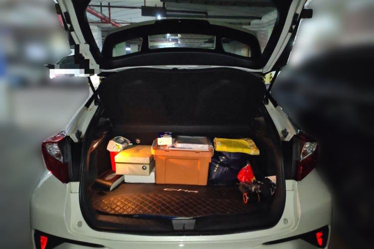 Used Toyota C-HR 2020 2.0L Leading Edition Trunk