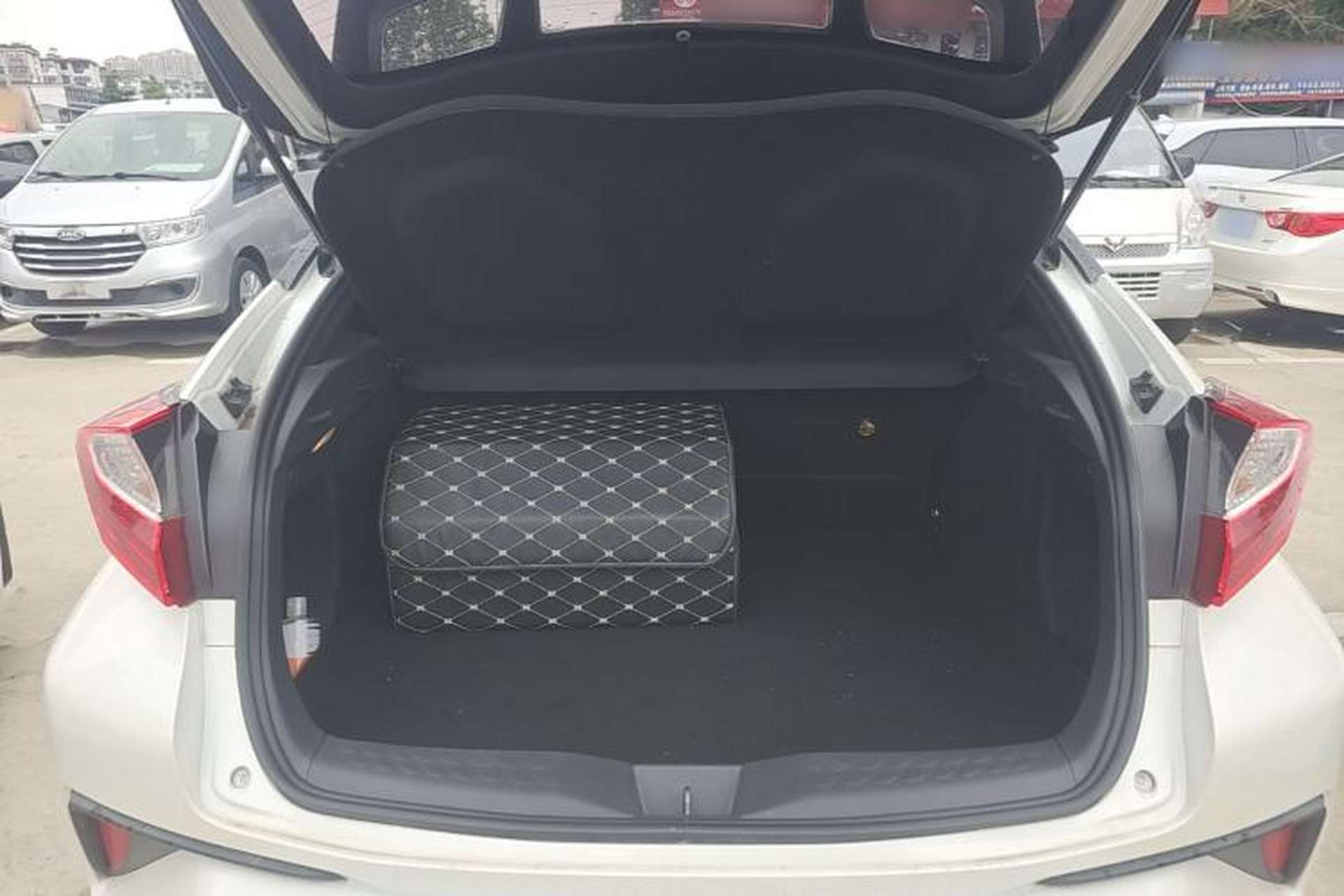 Used Toyota C-HR 2020 2.0L Leading Edition Trunk
